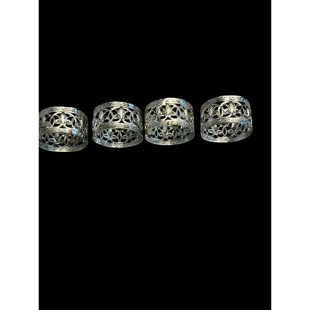 Vintage Silver Tone Fleur De Lis Filigree Napkin Rings Set 4 Made in Hong Kong